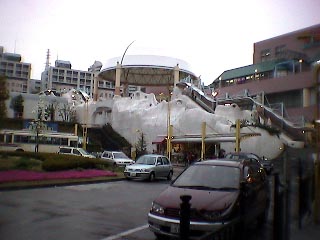 京王堀之内駅前