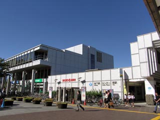 センター南駅