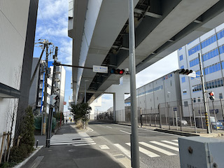 京浜工業団地前交差点