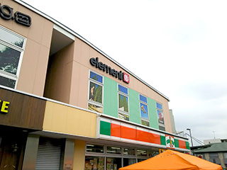 サンクス 片瀬江ノ島駅前店