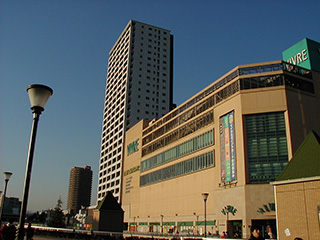 JR橋本駅北口2001