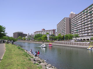 新左近川親水公園