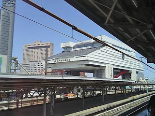両国駅にて