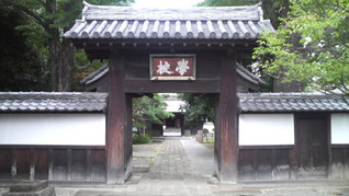 学校門
