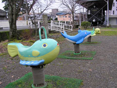スプリング遊具