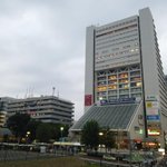 CR_pn56VEAEgZt1